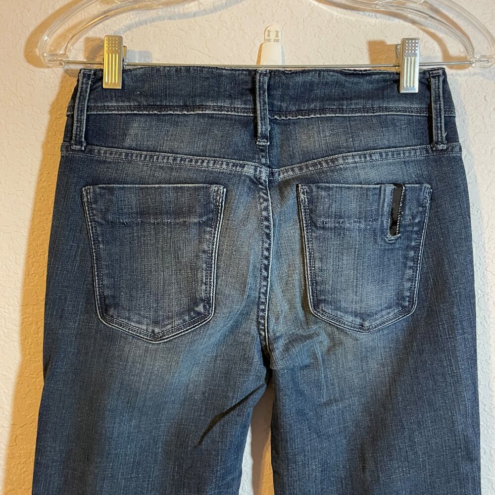 Black Orchid NWT Women's Dark Blue Cotton/Poly High Rise Flare Jeans, Size 26 - Picture 5 of 7